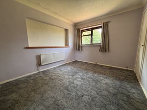 Bedroom- click for photo gallery